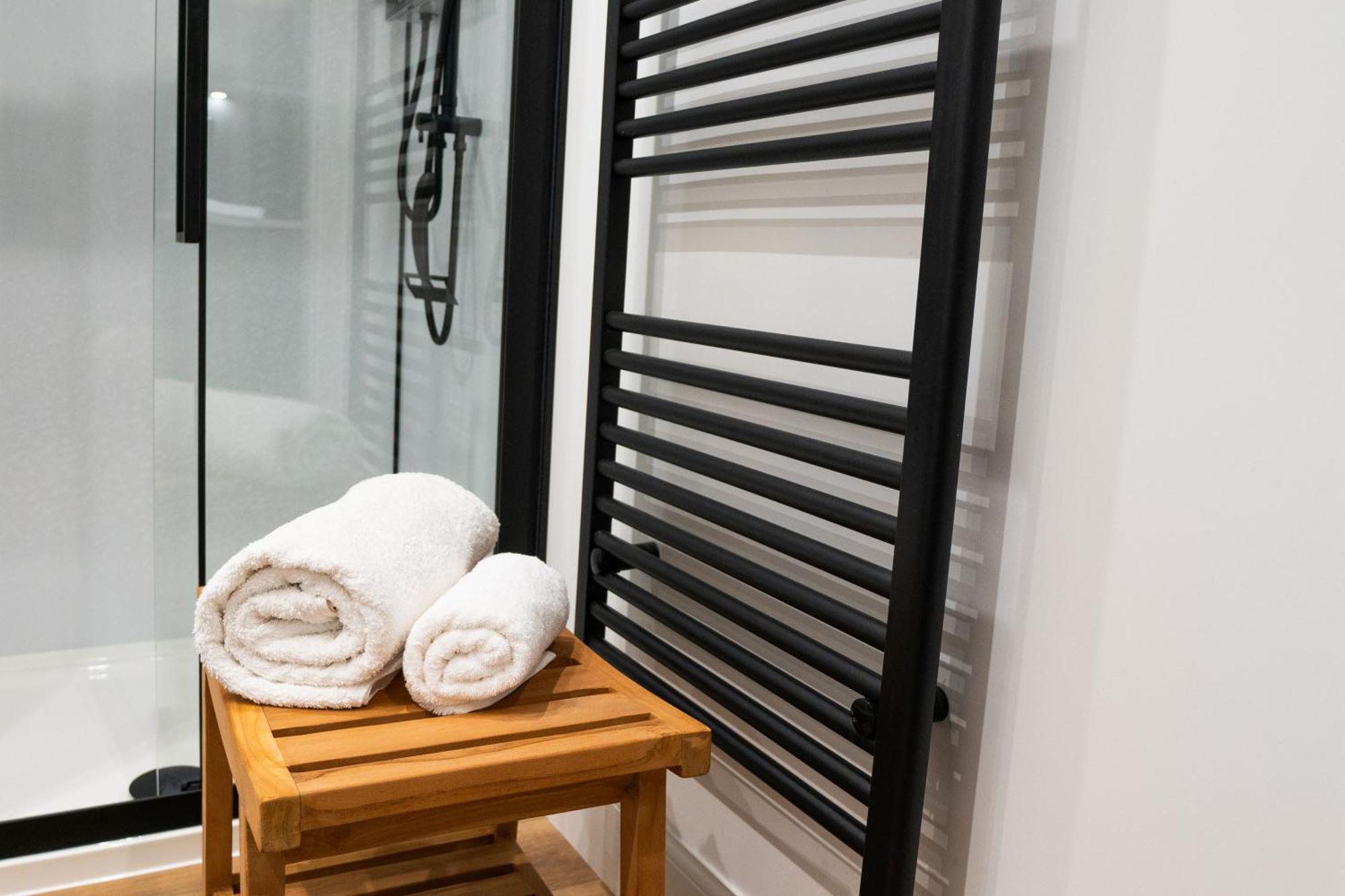 Grange8 Luxury Snug & Courtyard In Blairgowrie Appartement Blairgowrie and Rattray Buitenkant foto